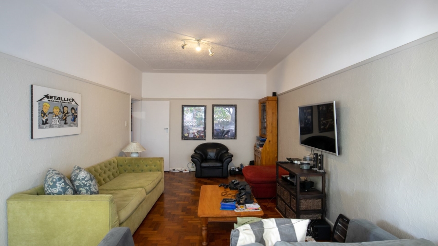 2 Bedroom Property for Sale in Vredehoek Western Cape